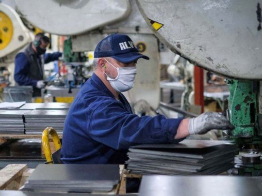 La industria pyme creció 14,2% anual en octubre