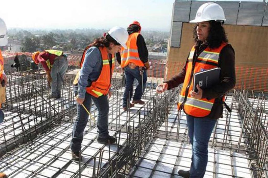 Las mujeres ya ocupan entre 3 y 4% de los puestos de trabajo en la construcción