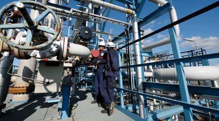 Crecieron 39% las exportaciones de la industria química y petroquímica