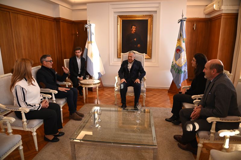 Cornejo recibió al CEO de Vinexposium antes del mayor evento vitivinícola internacional en Mendoza
