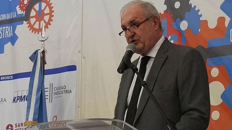 El vice de la UIA avisa que «si esto sigue así, en tres meses no voy a poder pagar salarios»