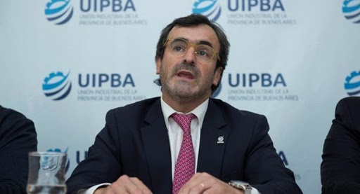 La UIA advirtió sobre el freno en la construcción, textil, calzado y metalmecánica